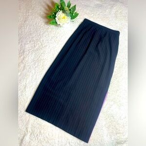 Perceptions Black Ribbed Midi Pencil Skirt